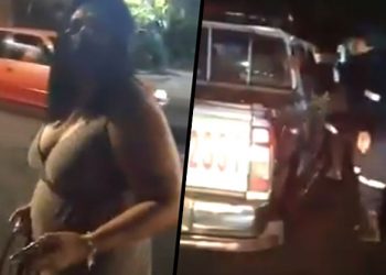 Mujer arma un escándalo al ver que se llevan preso a su hijo que andaba manejando totalmente ebrio