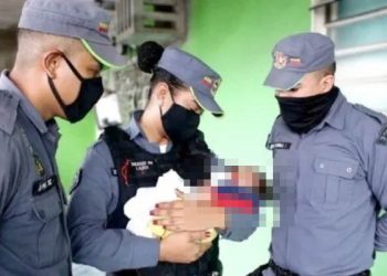 Entrega a su propio bebé a narcotraficantes como pago de su deuda