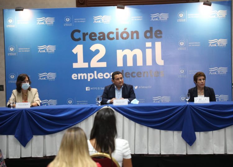Ministro de Trabajo Rolando Castro anuncia la creación 12,000 nuevos empleos para el sector juvenil
