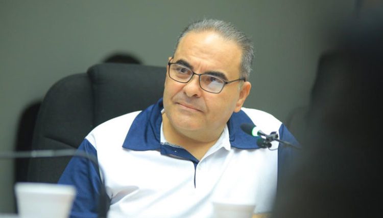 Expresidente Antonio Saca revela quienes recibieron sobresueldos de hasta $10,000 mensuales en su gobierno