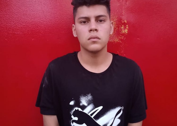 Alias “Pollo”, pandillerito de Apopa capturado con varias porciones de hierba