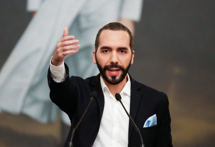 «Si usted es o fue corrupto, ya no dormirá tranquilo”: Presidente Nayib Bukele