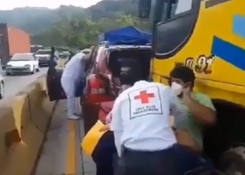 Múltiple accidente de tránsito en carretera Los Chorros deja varios lesionados