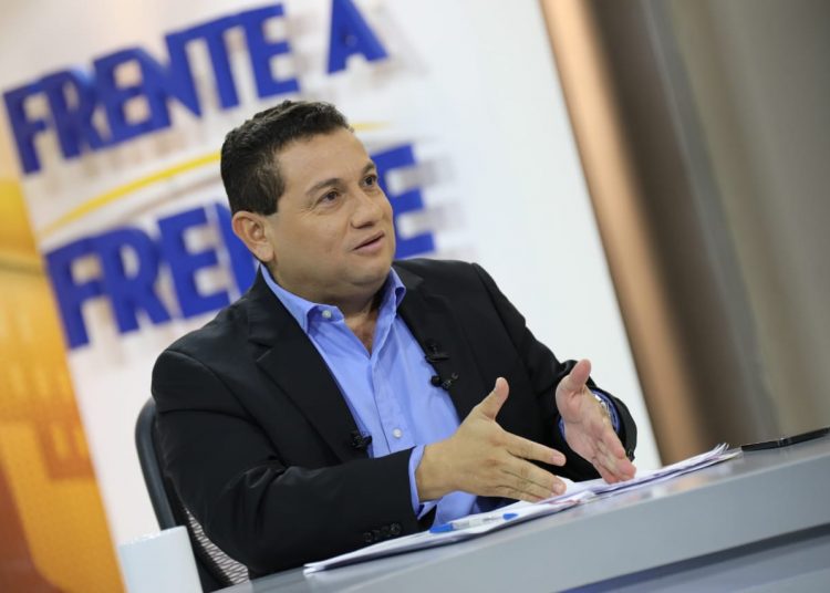 «No solo hemos recuperado los empleos perdidos en la pandemia, también hay un superávit»: Ministro Rolando Castro
