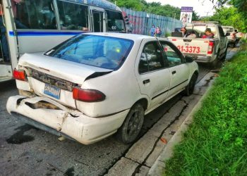 Policía arresta a banda de delincuentes que se transportaban en un vehículo Ciudad Delgado