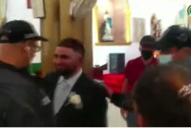 Narcotraficante alias “Machete”, es capturado al momento de casarse en un iglesia de Colombia