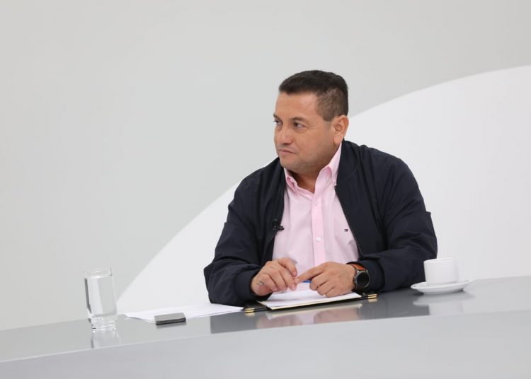Ministro de Trabajo Rolando Castro da a conocer link para que apliquen al Programa de Migración Laboral